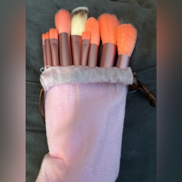 Makeup Brush Set - Picture 4 of 5
